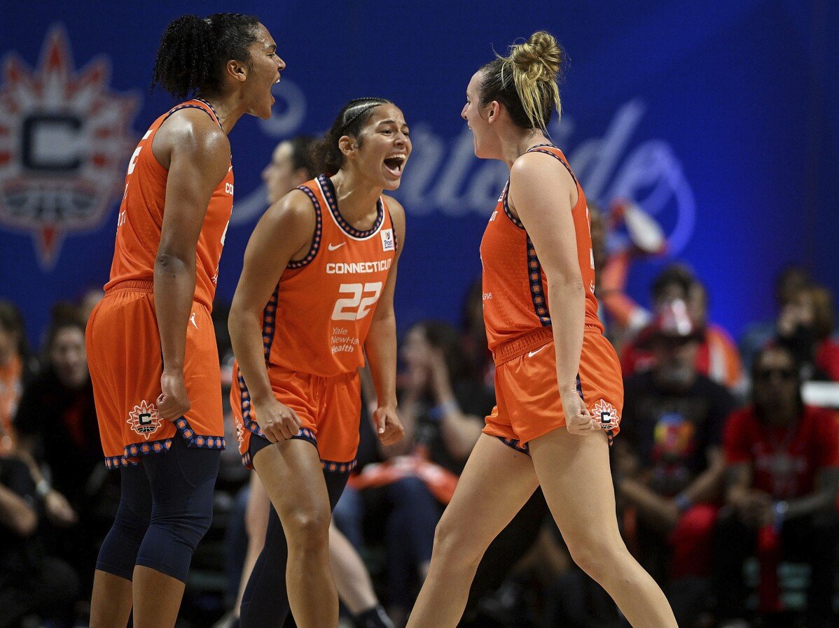 Thomas' Triple-Double führt Connecticut zum Sieg über Indiana und Caitlin Clark im WNBA-Playoff-Eröffnungsspiel